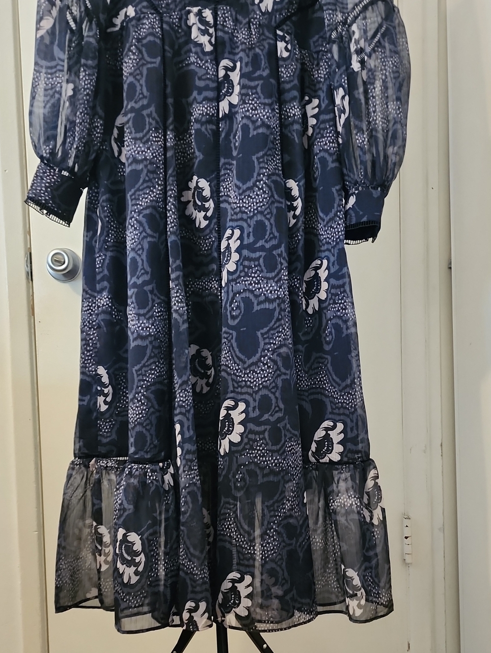 Ted Baker London Navy Floral Chiffon Midi Dress High Neck Long Sleeve Size 2 - Picture 5 of 16